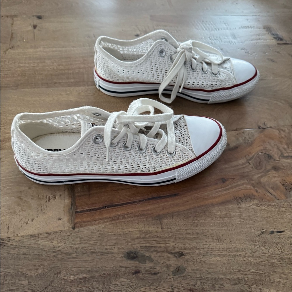 Converse White Knit Sneakers - Picture 3 of 9